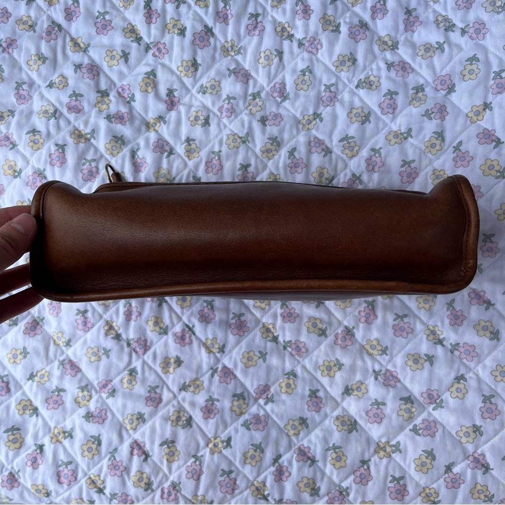 Vintage Coach 80’s Large Wetpack - Picture 3 of 14